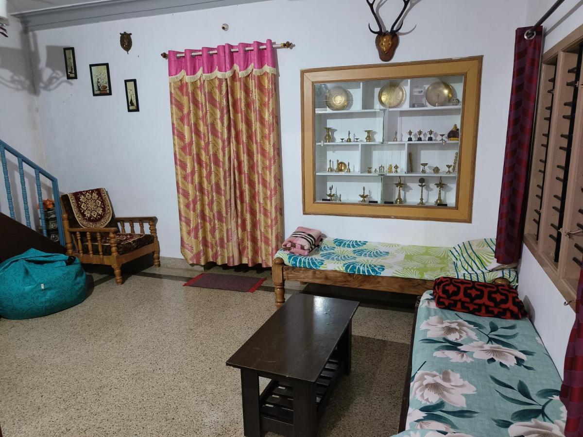 Bluebell Homestay Chikmagalūr Exteriör bild