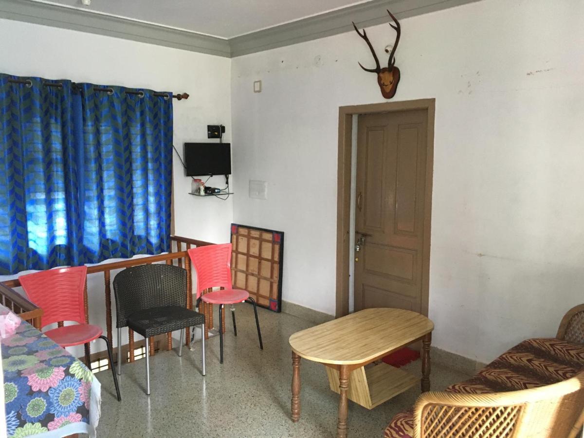 Bluebell Homestay Chikmagalūr Exteriör bild